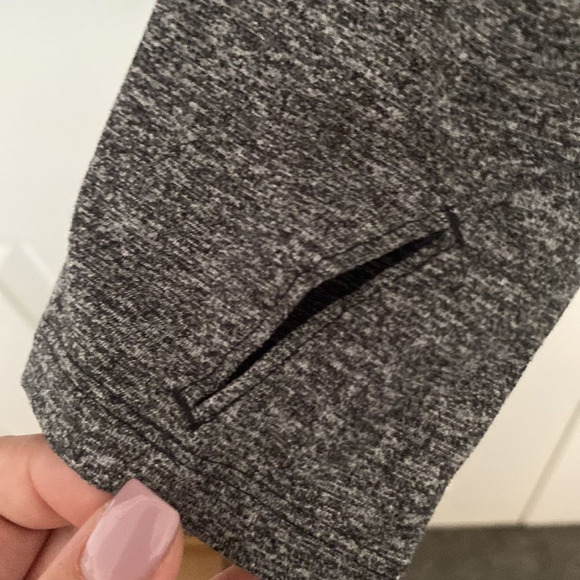 Adidas work out shirt - Picture 4 of 5